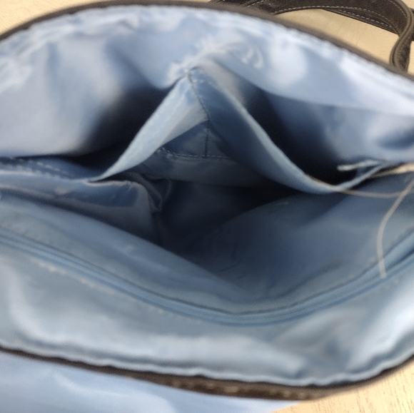 Messenger Bag - Picture 9 of 11